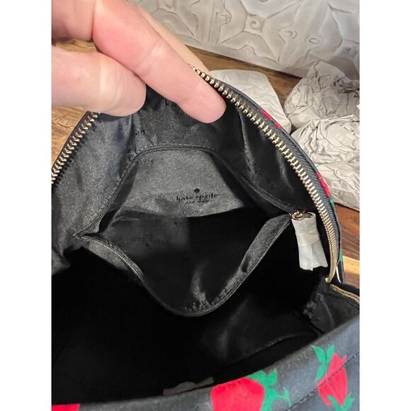 Kate Spade Chelsea Rose Toss Printed Medium Backpack NWT w/ tags rose print - Picture 4 of 9